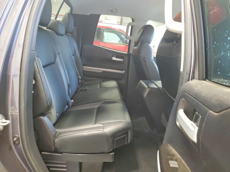58636756 :رقم المزاد ، 5TFBY5F10JX713195 vin ، 2018 Toyota Tundra مزاد بيع