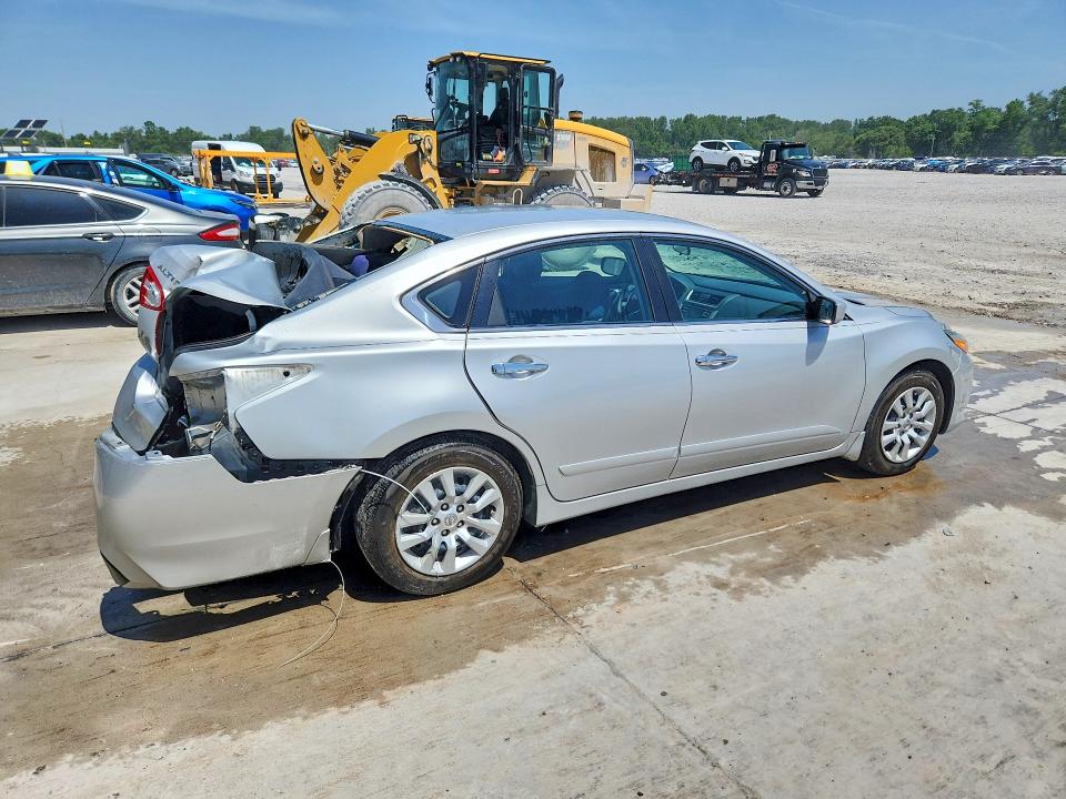 Продаж на аукціоні авто 2017 Nissan Altima, vin: 1N4AL3AP7HC239375, номер лоту: 58781526