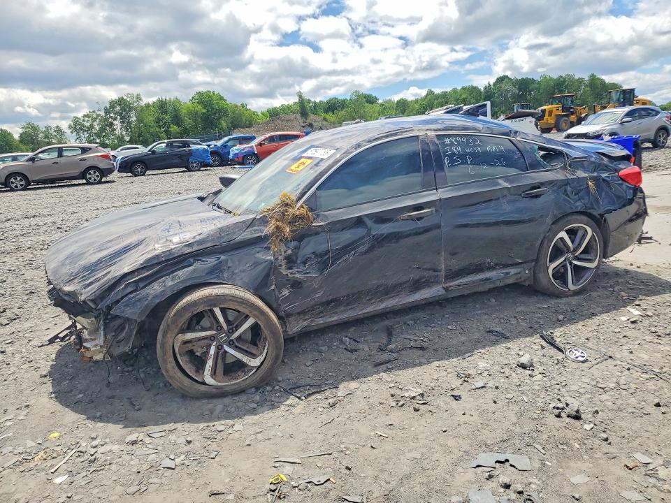 57597766 :رقم المزاد ، 1HGCV1F30NA087780 vin ، 2022 Honda Accord مزاد بيع