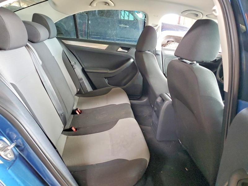58959556 :رقم المزاد ، 3VW2B7AJ2JM232565 vin ، 2018 Volkswagen Jetta مزاد بيع