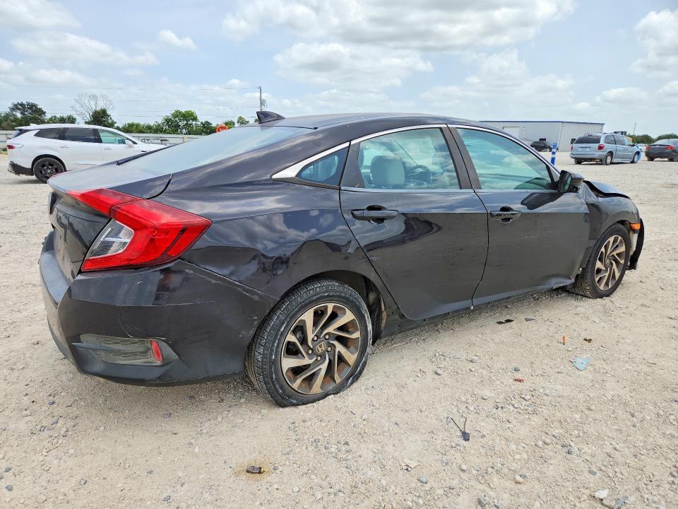 58985836 :رقم المزاد ، 2HGFC2F72JH553491 vin ، 2018 Honda Civic مزاد بيع