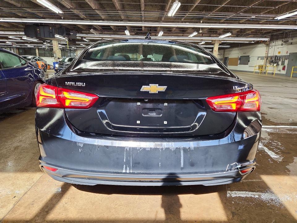 56681666 :رقم المزاد ، 1G1ZD5ST7NF124537 vin ، 2022 Chevrolet Malibu مزاد بيع
