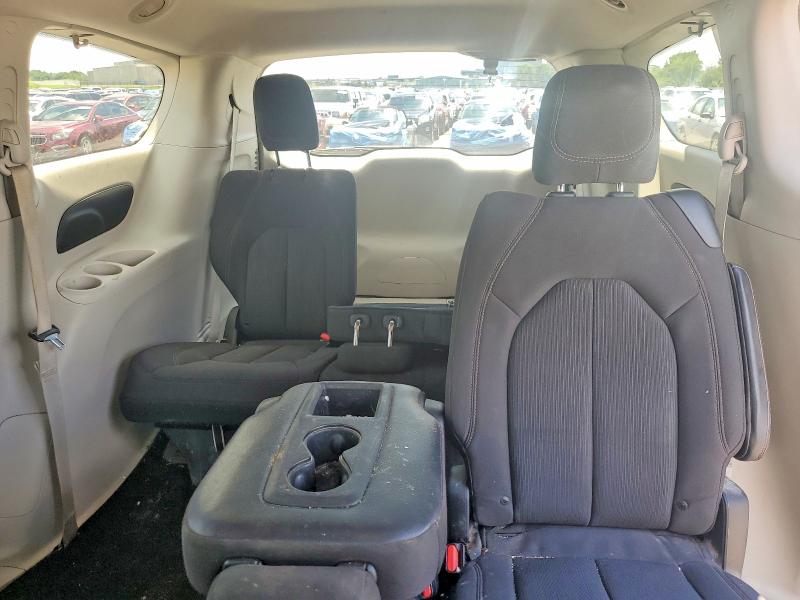 Продажа на аукционе авто 2019 Chrysler Pacifica, vin: 2C4RC1FGXKR561825, номер лота: 58110416