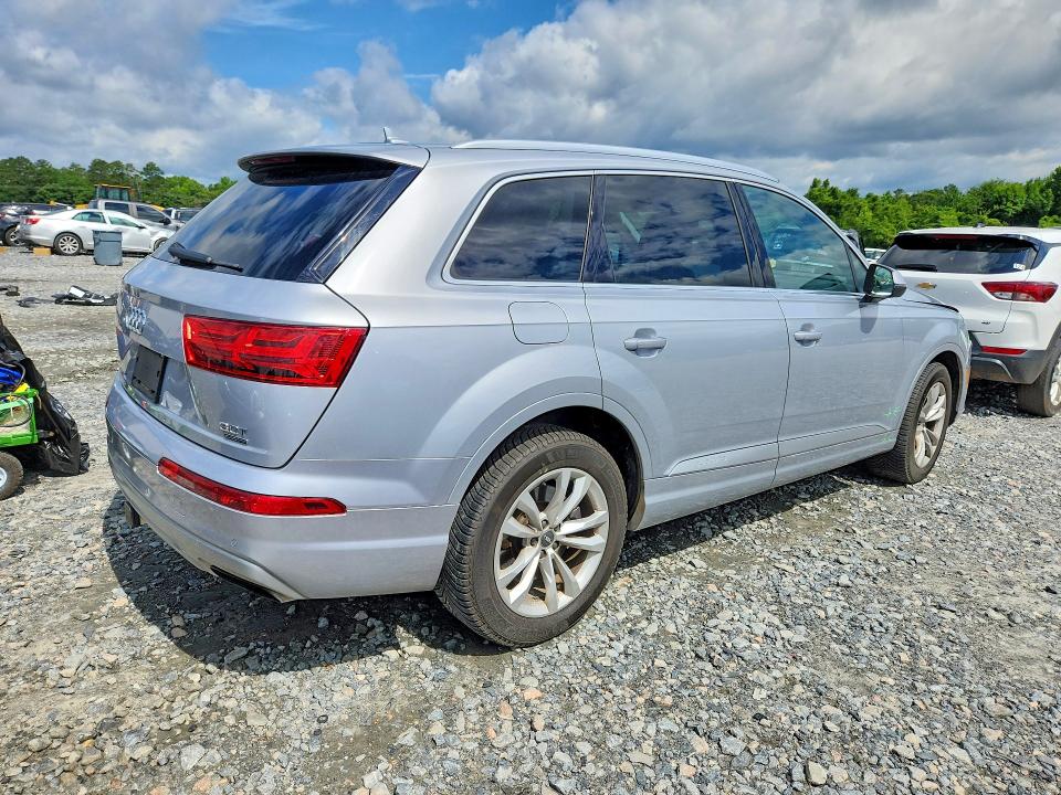 Продажа на аукционе авто 2018 Audi Q7, vin: WA1LABF76JD010675, номер лота: 57009066
