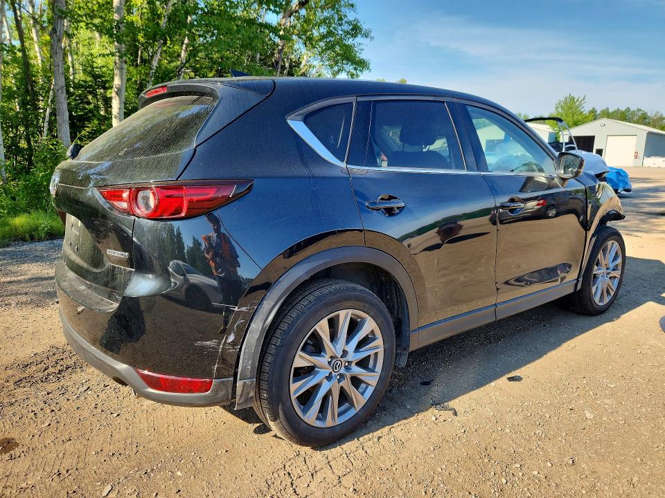 58435986 :رقم المزاد ، JM3KFBDM9M1118359 vin ، 2021 Mazda Cx-5 مزاد بيع