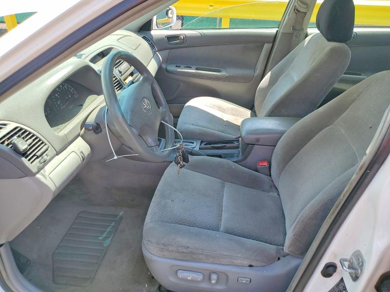 58623086 :رقم المزاد ، 4T1BE32K14U323915 vin ، 2004 Toyota Camry مزاد بيع