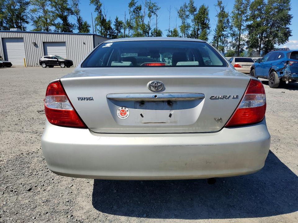 57241056 :رقم المزاد ، 4T1BF32K73U560890 vin ، 2003 Toyota Camry مزاد بيع