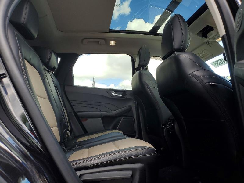 Продаж на аукціоні авто 2021 Ford Escape, vin: 1FMCU9J92MUA09120, номер лоту: 57830266