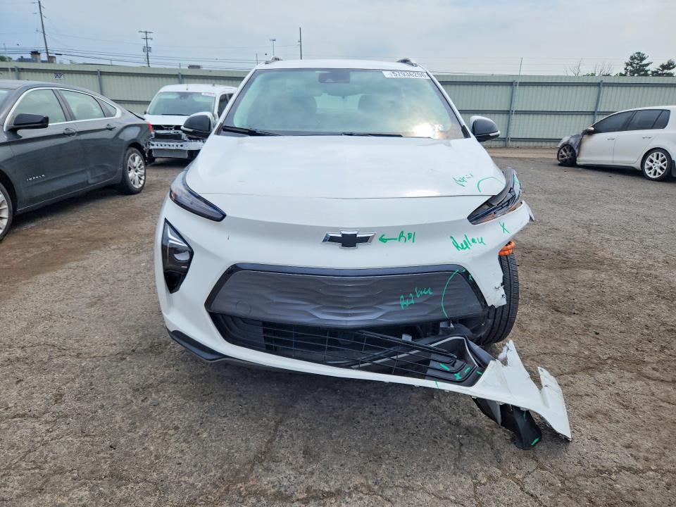 57936296 :رقم المزاد ، 1G1FY6S02N4125481 vin ، 2022 Chevrolet Bolt Euv مزاد بيع