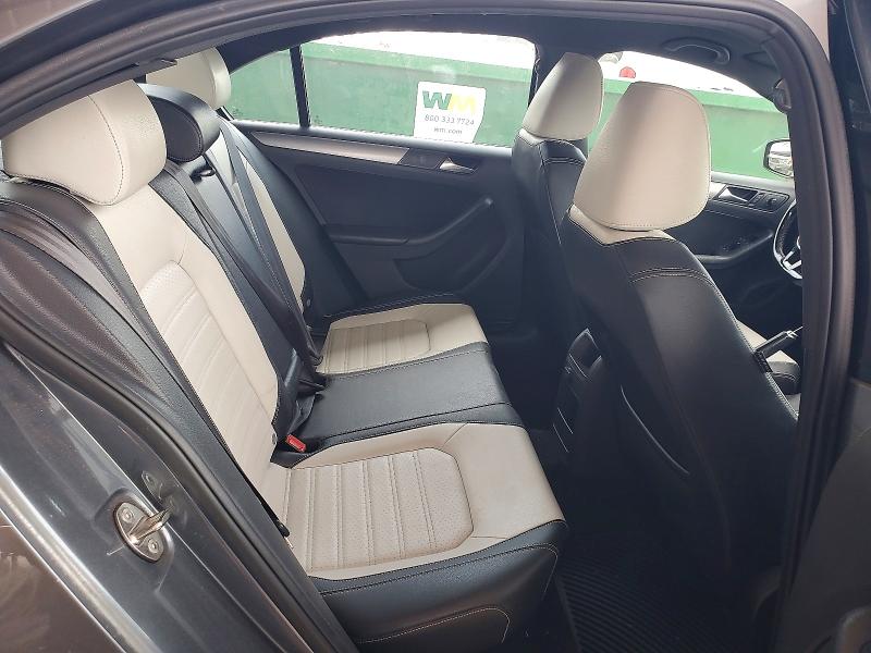 58702566 :رقم المزاد ، 3VWB17AJ8GM279255 vin ، 2016 Volkswagen Jetta مزاد بيع