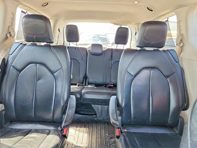 Продажа на аукционе авто 2018 Chrysler Pacifica, vin: 2C4RC1BG2JR120064, номер лота: 57785206