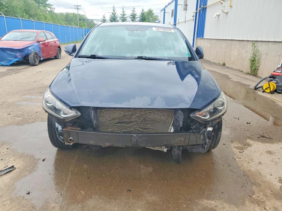 2017 Hyundai Elantra მანქანა იყიდება აუქციონზე, vin: KMHD84LF6HU111055, აუქციონის ნომერი: 58758026