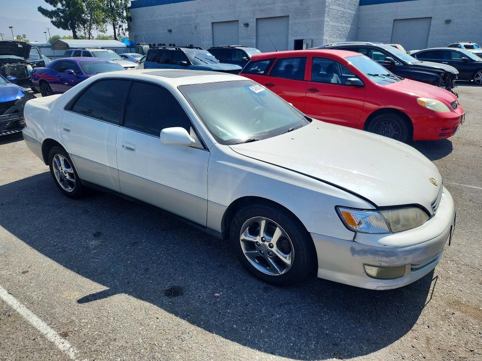 2000 Lexus Es მანქანა იყიდება აუქციონზე, vin: JT8BF28G1Y0242231, აუქციონის ნომერი: 55768726