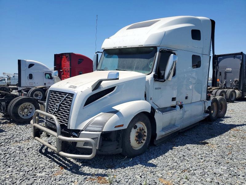 2022 Volvo Vn მანქანა იყიდება აუქციონზე, vin: 4V4NC9EJ1NN305993, აუქციონის ნომერი: 55325586