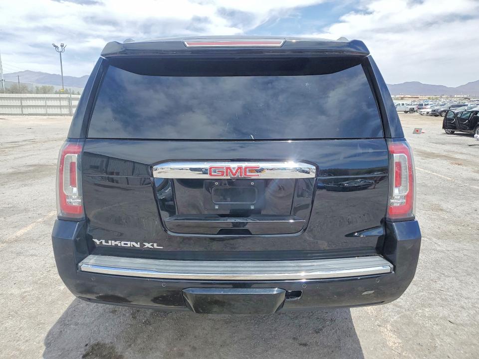 2018 Gmc Yukon Xl მანქანა იყიდება აუქციონზე, vin: 1GKS2HKJ7JR204285, აუქციონის ნომერი: 56090976