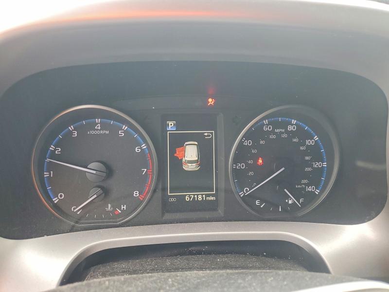 2018 Toyota Rav4 მანქანა იყიდება აუქციონზე, vin: JTMZFREV3JJ173683, აუქციონის ნომერი: 55437716