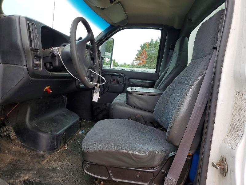 55966226 :رقم المزاد ، 1GBJ7C1EX4F520645 vin ، 2004 Chevrolet C7500 مزاد بيع