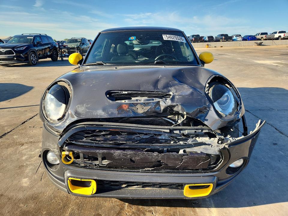 Продажа на аукционе авто 2015 Mini Cooper, vin: WMWXP7C55F2C60143, номер лота: 54625526