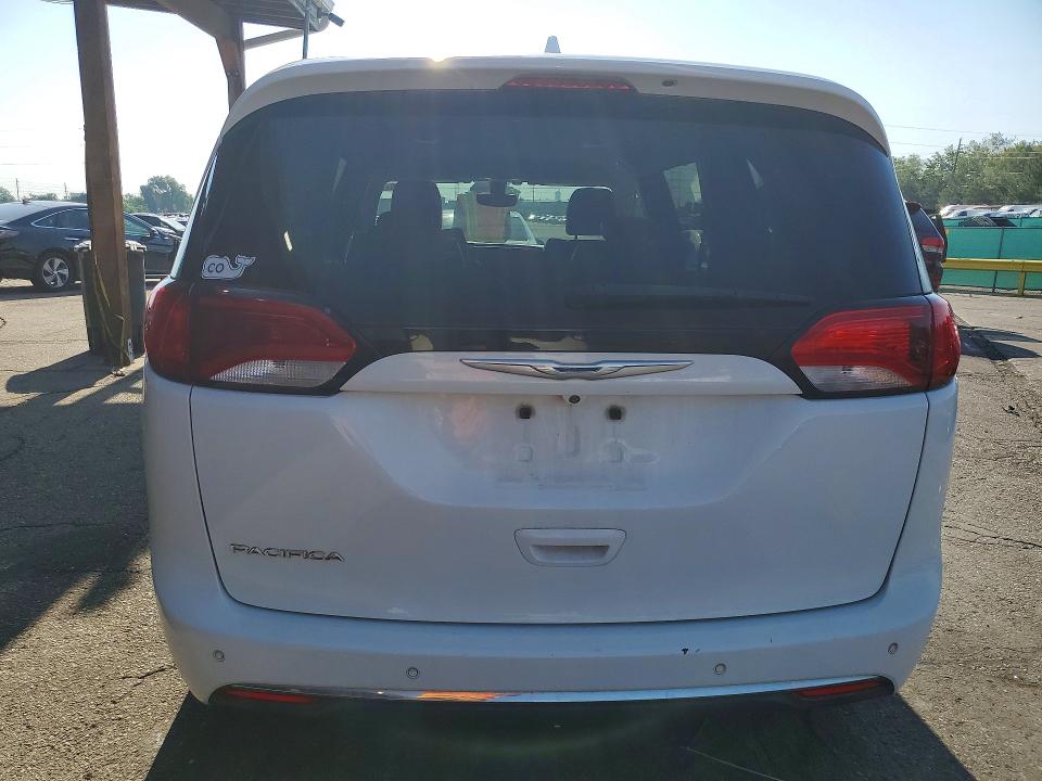 Продаж на аукціоні авто 2018 Chrysler Pacifica, vin: 2C4RC1BG4JR120504, номер лоту: 59168916