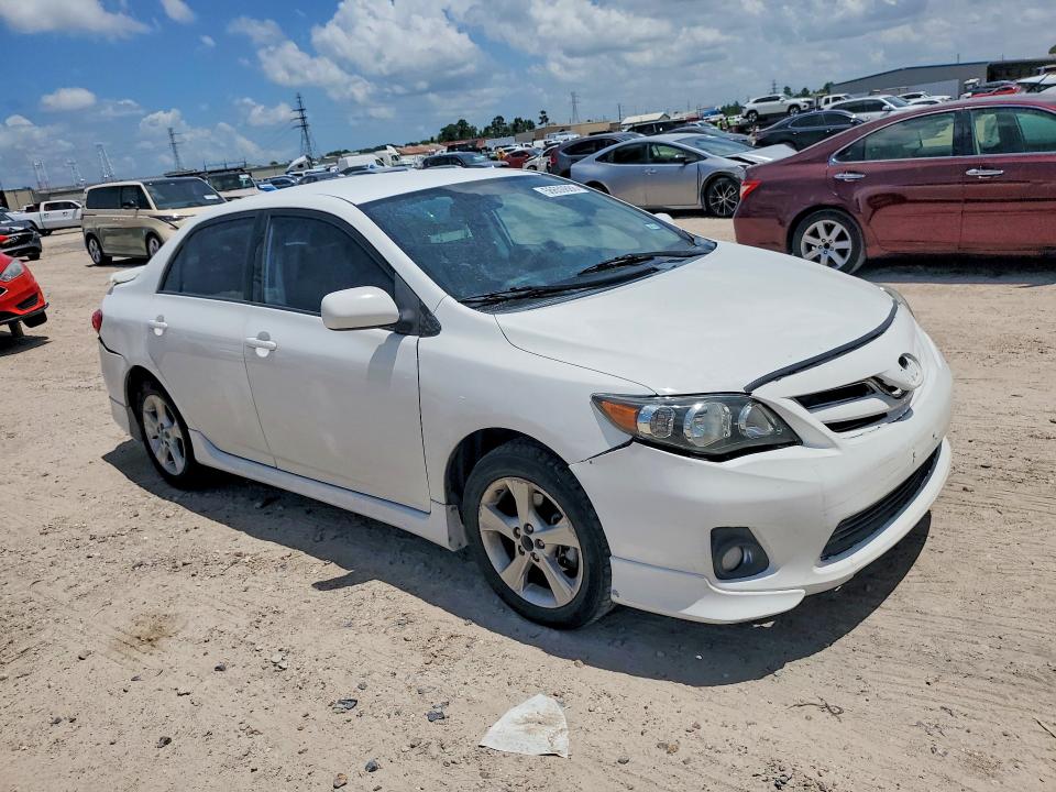 56659886 :رقم المزاد ، 2T1BU4EE8BC680327 vin ، 2011 Toyota Corolla مزاد بيع