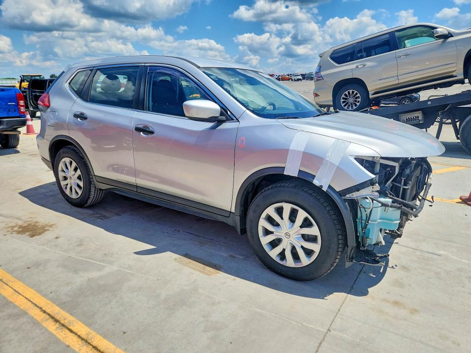 58558236 :رقم المزاد ، KNMAT2MT0HP540172 vin ، 2017 Nissan Rogue مزاد بيع