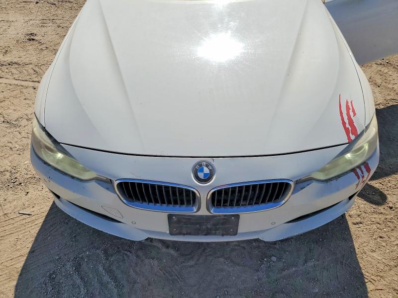 55943656 :رقم المزاد ، WBA3C1C56FK119232 vin ، 2015 Bmw 328 مزاد بيع