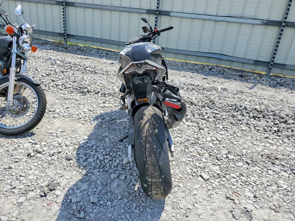 Продаж на аукціоні авто 2022 Aprilia Tuono V4, vin: ZD4KZUB09NS000484, номер лоту: 55508716