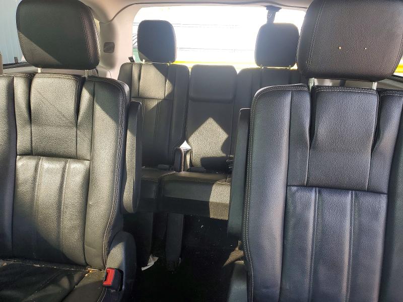 2013 Chrysler Town & Country მანქანა იყიდება აუქციონზე, vin: 2C4RC1BG7DR775843, აუქციონის ნომერი: 58553106