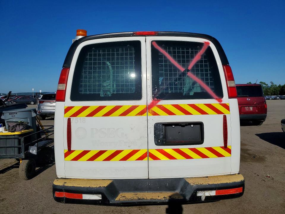 Продажа на аукционе авто 2015 Gmc Savana, vin: 1GTZ7TFG9F1112226, номер лота: 55445676