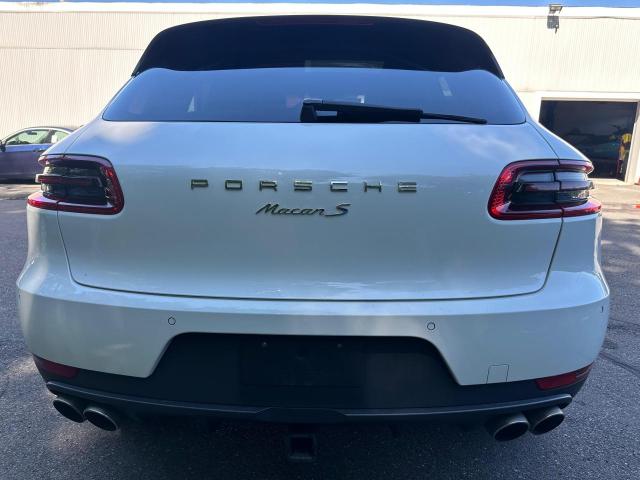 57847436 :رقم المزاد ، WP1AB2A56FLB51631 vin ، 2015 Porsche Macan مزاد بيع