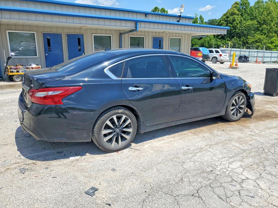 Продажа на аукционе авто 2018 Nissan Altima, vin: 1N4AL3AP4JC114324, номер лота: 58575466