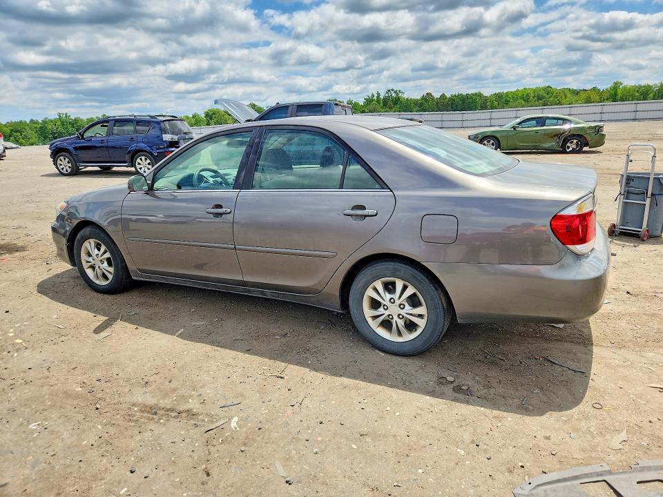 56638256 :رقم المزاد ، 4T1BF32K36U627411 vin ، 2006 Toyota Camry مزاد بيع