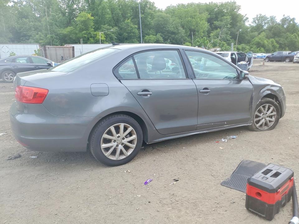 58022186 :رقم المزاد ، 3VWD17AJXEM315517 vin ، 2014 Volkswagen Jetta مزاد بيع