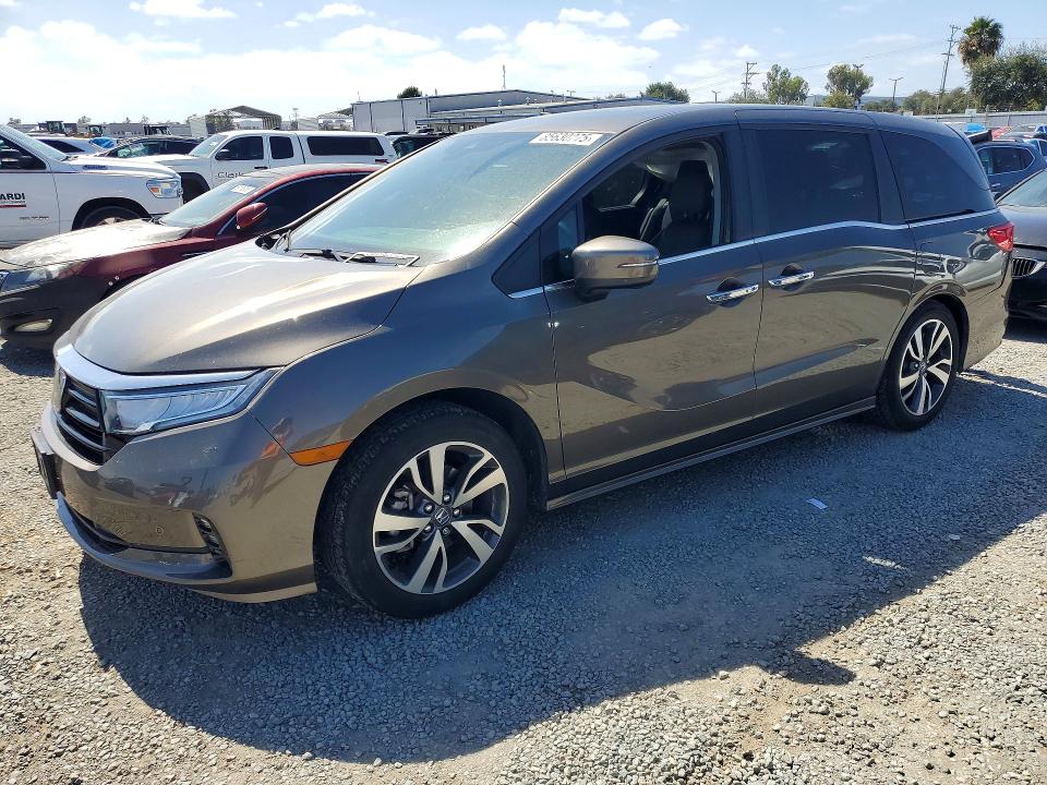 60184196 :رقم المزاد ، 5FNRL6H80NB067721 vin ، 2022 Honda Odyssey مزاد بيع
