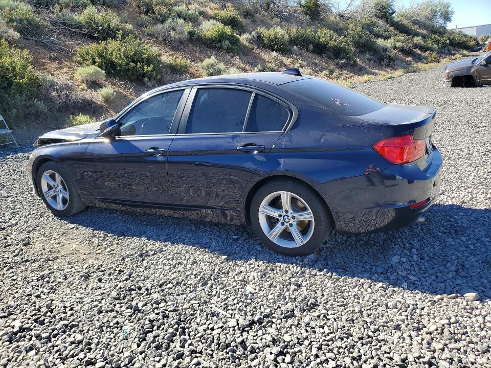56646156 :رقم المزاد ، WBA3B1G59ENS79311 vin ، 2014 Bmw 320 مزاد بيع