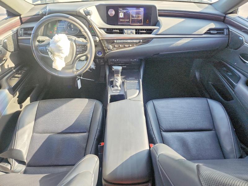 58711226 :رقم المزاد ، 58AB21B15KU004205 vin ، 2019 Lexus Es مزاد بيع