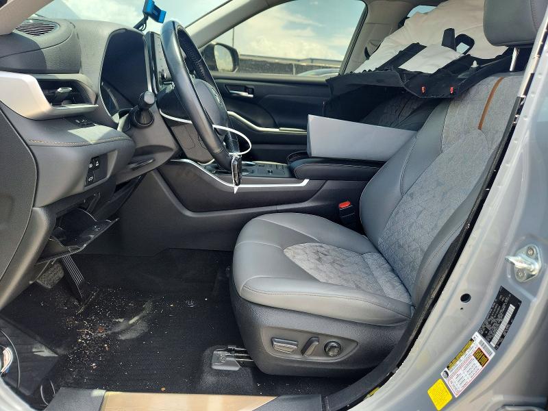59102076 :رقم المزاد ، 5TDABRCHXNS544725 vin ، 2022 Toyota Highlander Hybrid مزاد بيع