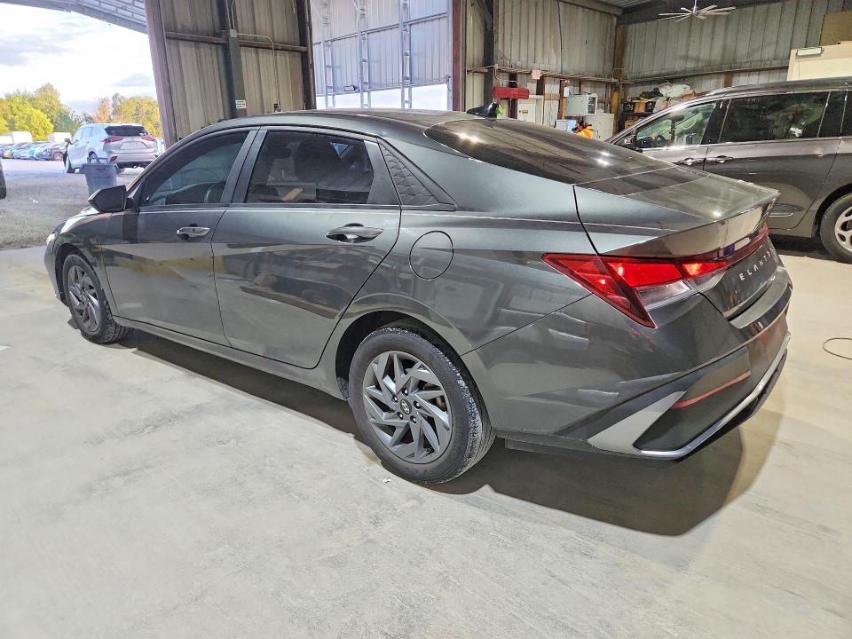 2024 Hyundai Elantra მანქანა იყიდება აუქციონზე, vin: KMHLM4DG0RU677647, აუქციონის ნომერი: 57294616