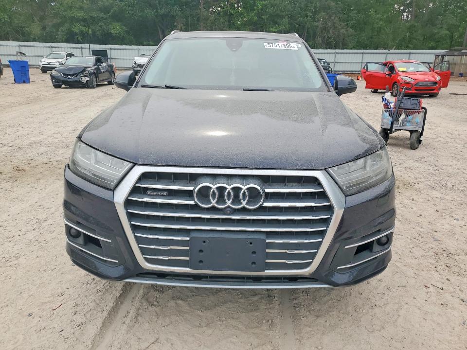 Продажа на аукционе авто 2017 Audi Q7, vin: WA1LABF76HD040012, номер лота: 57517896