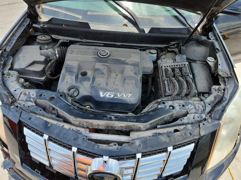 58323616 :رقم المزاد ، 3GYFNCE34FS571888 vin ، 2015 Cadillac Srx مزاد بيع