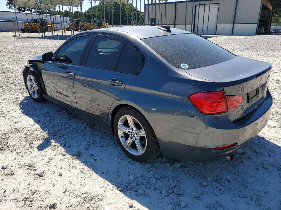 55945036 :رقم المزاد ، WBA3B1C5XDK129276 vin ، 2013 Bmw 320 مزاد بيع