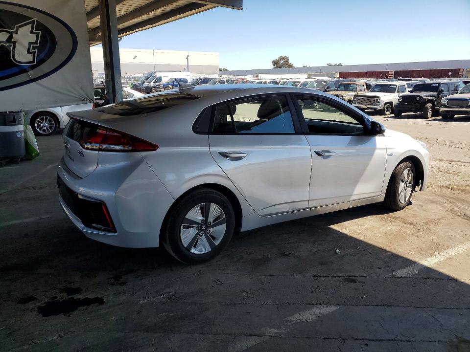 Продаж на аукціоні авто 2017 Hyundai Ioniq, vin: KMHC65LCXHU049866, номер лоту: 58587466