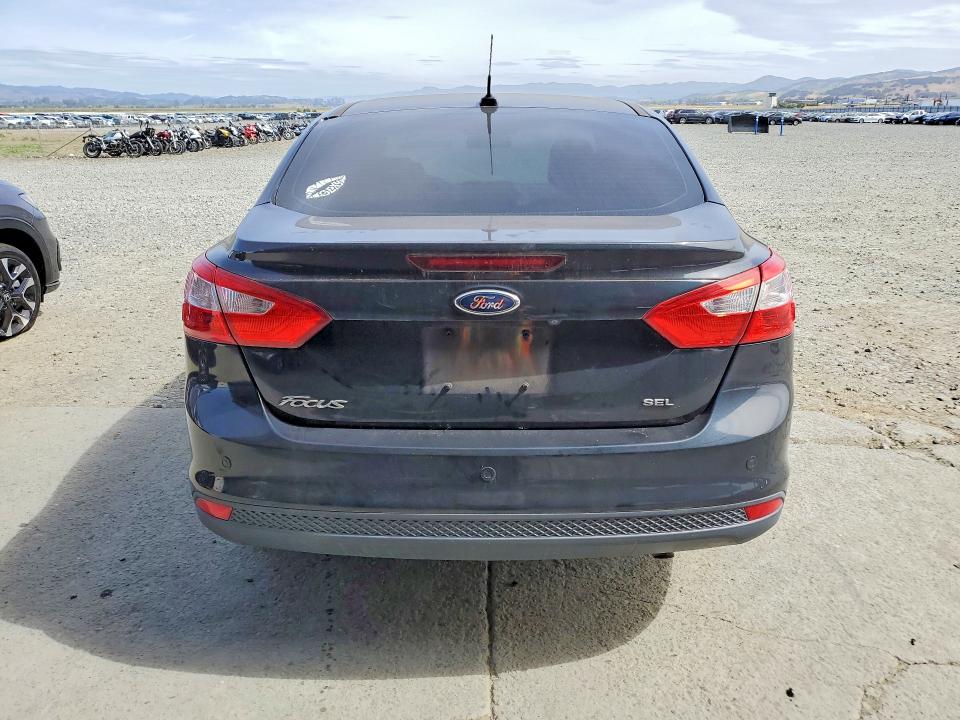 56500706 :رقم المزاد ، 1FAHP3H22CL131283 vin ، 2012 Ford Focus مزاد بيع