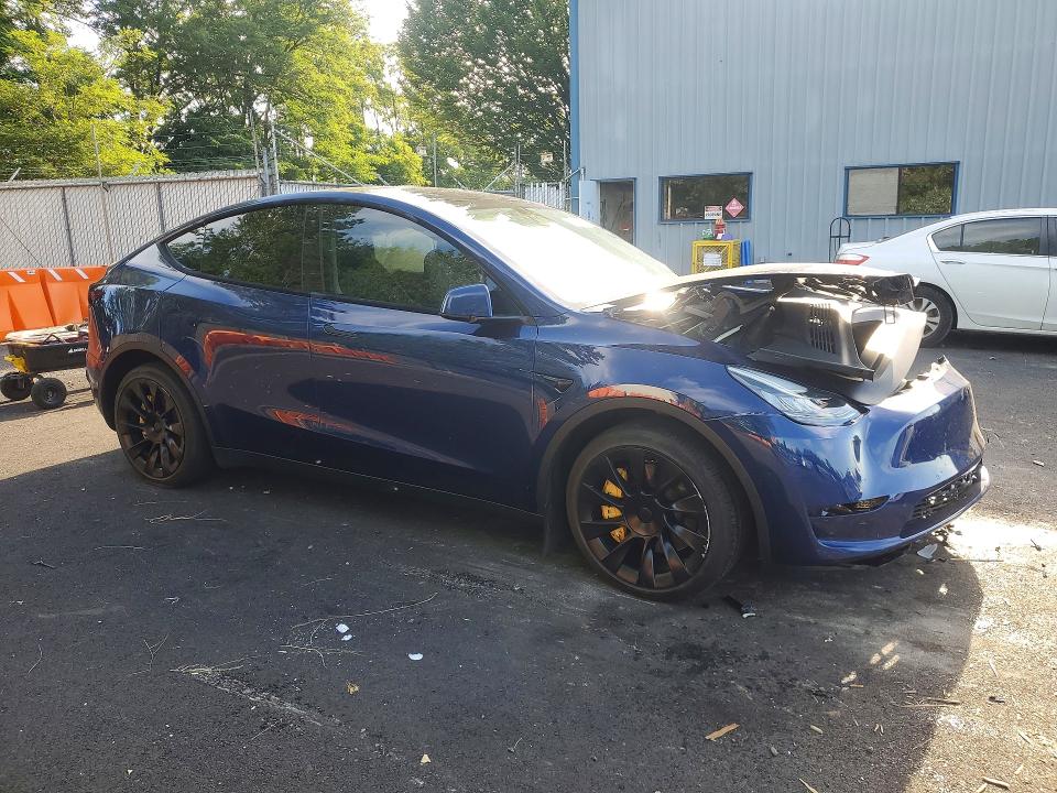 58607186 :رقم المزاد ، 7SAYGDEE7NF344995 vin ، 2022 Tesla Model Y مزاد بيع