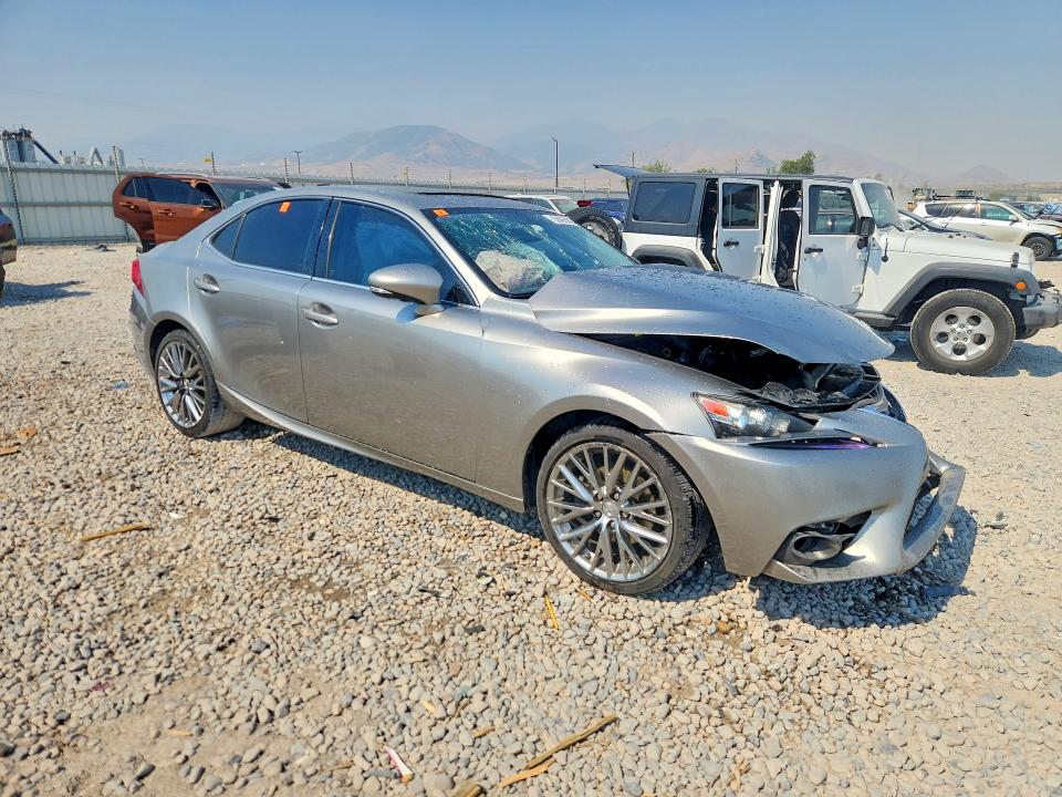 2015 Lexus Is მანქანა იყიდება აუქციონზე, vin: JTHCF1D23F5021318, აუქციონის ნომერი: 58455566