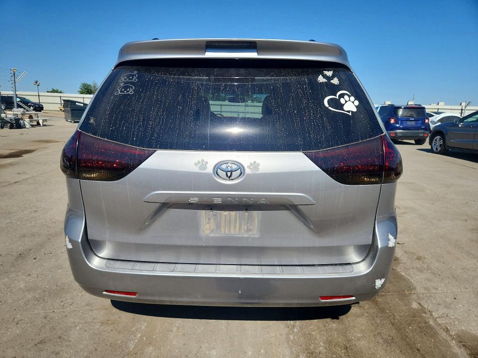 Продажа на аукционе авто 2011 Toyota Sienna, vin: 5TDKK3DC6BS072863, номер лота: 57311736