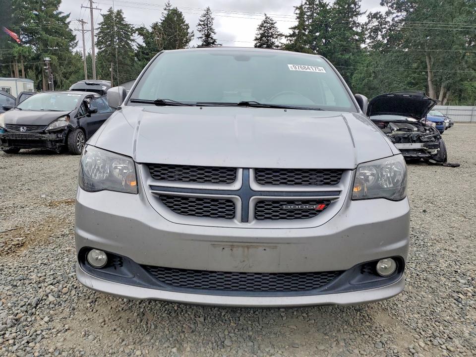 97684175 :رقم المزاد ، 2C4RDGEG9JR359929 vin ، 2018 Dodge Grand Caravan مزاد بيع