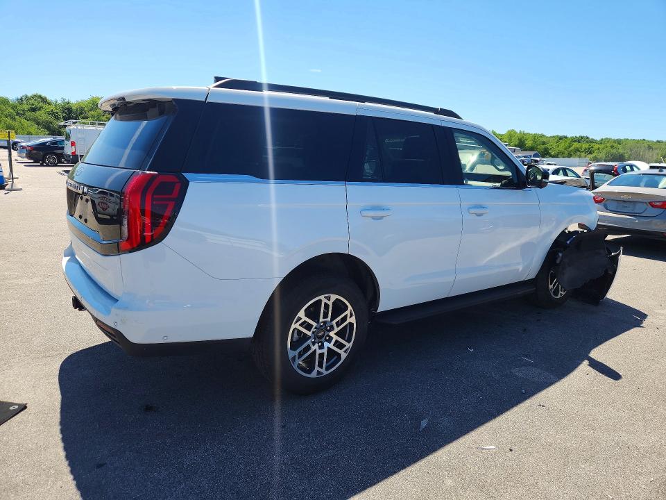 2025 Ford Expedition მანქანა იყიდება აუქციონზე, vin: 1FMJU1J89SEA44177, აუქციონის ნომერი: 56235146
