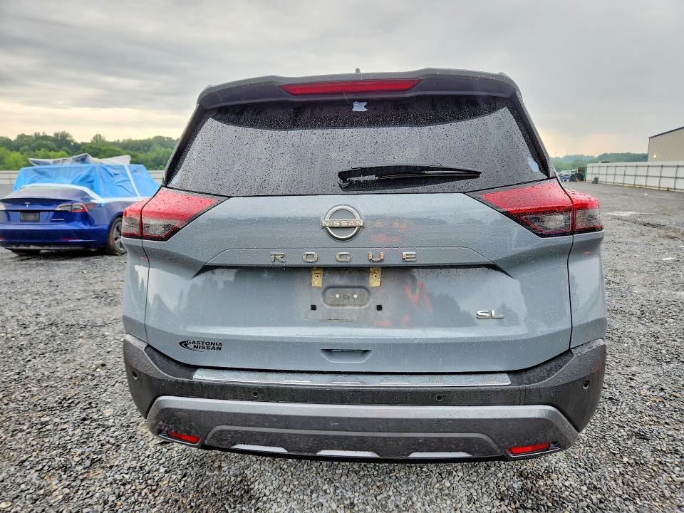 59147346 :رقم المزاد ، 5N1BT3CA7PC752918 vin ، 2023 Nissan Rogue مزاد بيع