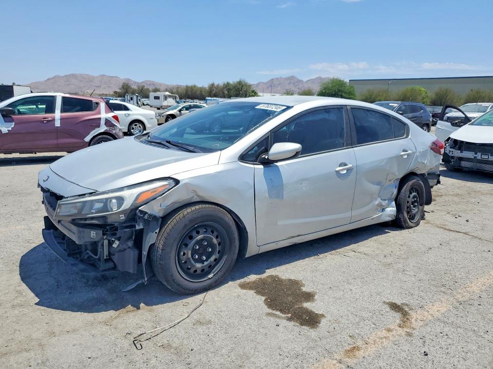 57607246 :رقم المزاد ، 3KPFK4A75HE141771 vin ، 2017 Kia Forte مزاد بيع